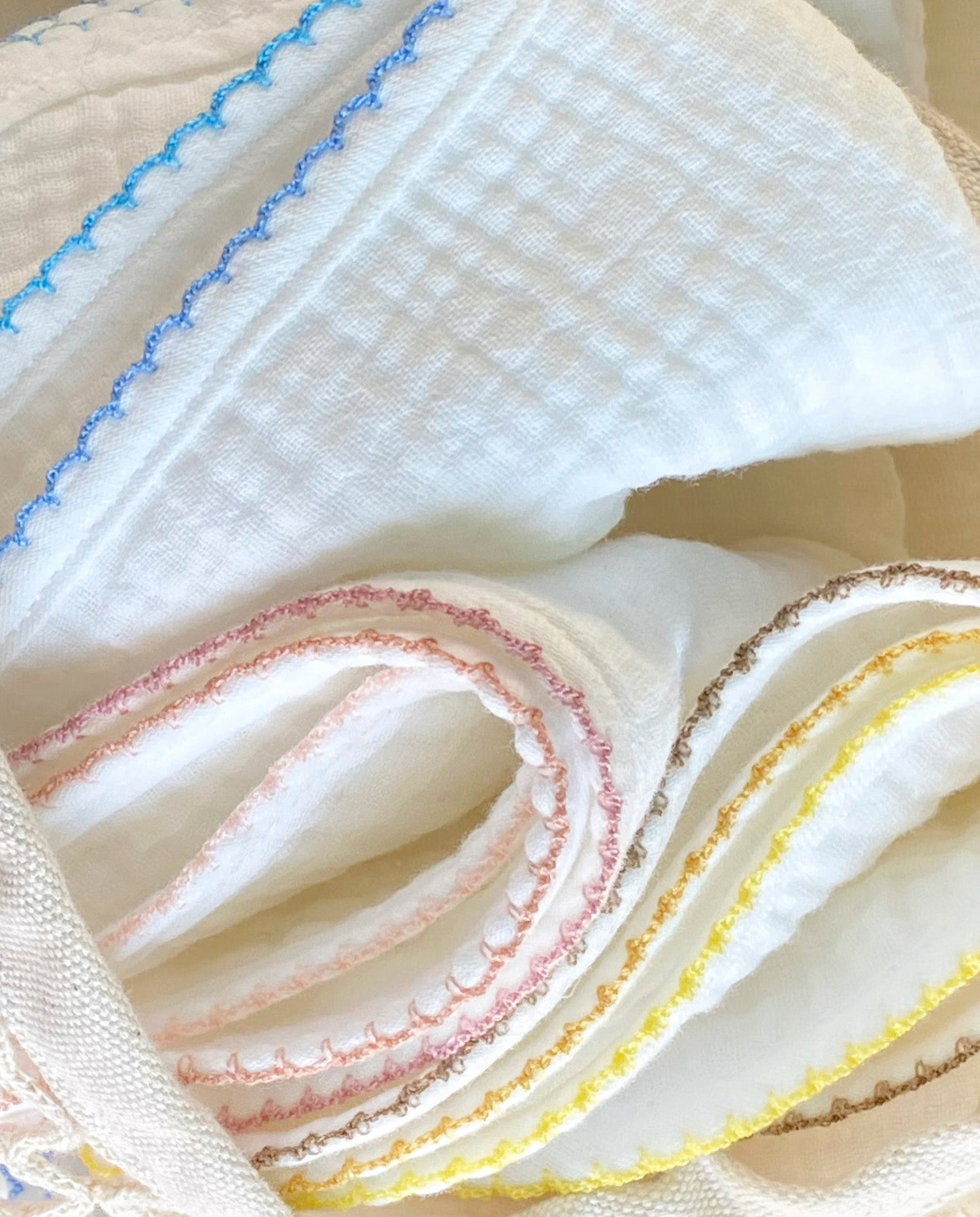BABY BIB - CO LABEL